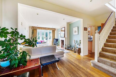 11 Mount Pleasant Road, London, NW10 3EG