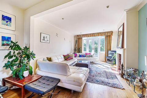 11 Mount Pleasant Road, London, NW10 3EG