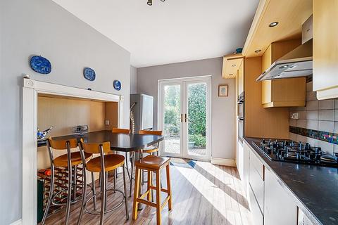 11 Mount Pleasant Road, London, NW10 3EG