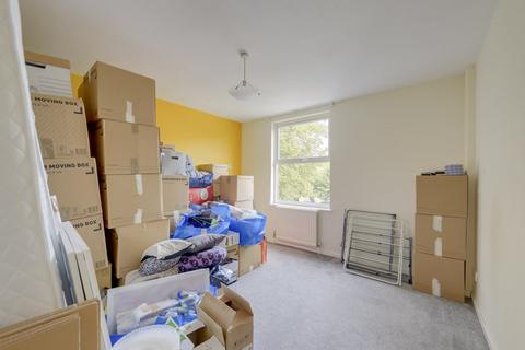 28 Wisteria Road, London, SE13 5HN