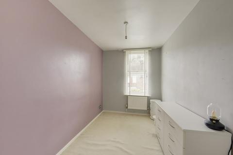 28 Wisteria Road, London, SE13 5HN