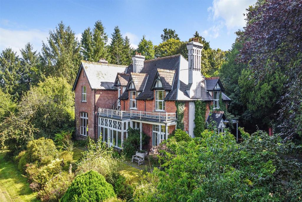 Lydford 6 bed detached house for sale £1,295,000