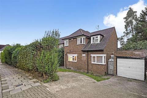 2 Mayfields Close, Wembley, HA9 9PP