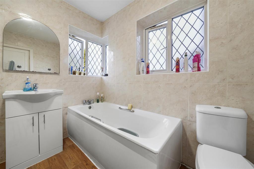 2 Mayfields Close - BFes WYPwe Op C0 KCJIStz.jpg