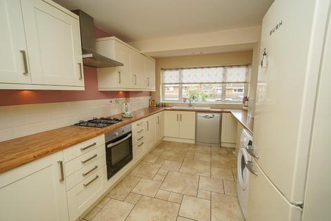 3 bedroom detached house for sale, The Stile, Heath And Reach