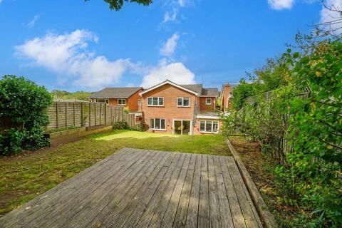 3 bedroom detached house for sale, The Stile, Heath And Reach