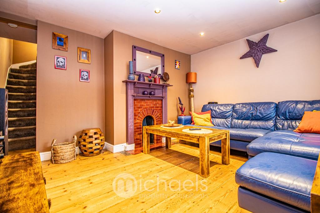Manor Street, Braintree, CM7 2 bed end of terrace house for sale £250,000
