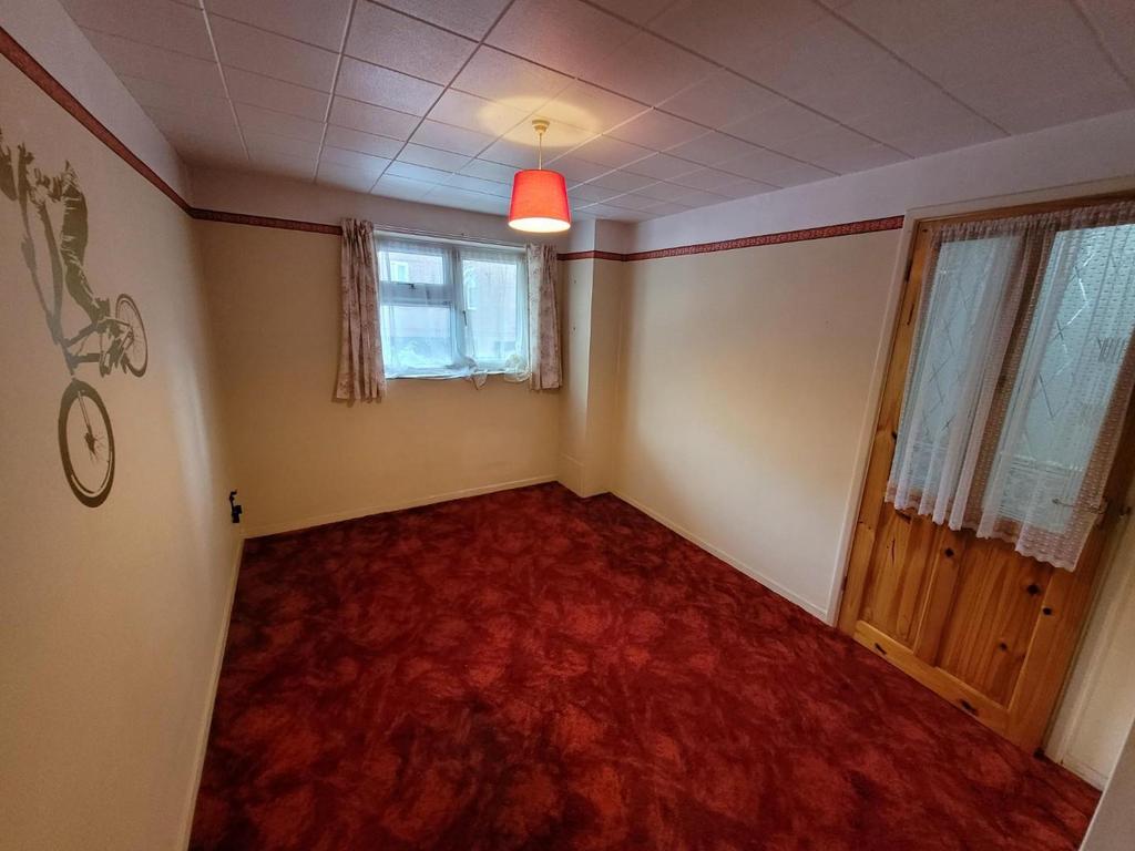 Bedroom 2.jpg