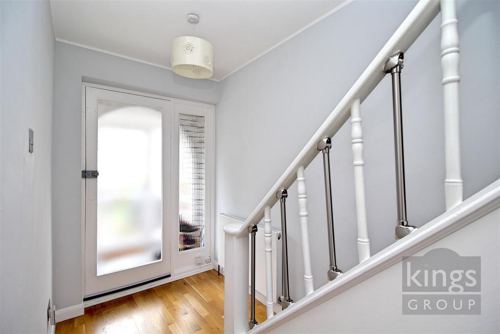 Richmond Crescent, Edmonton, N9 3 bed terraced house £1,950 pcm (£450 pw)