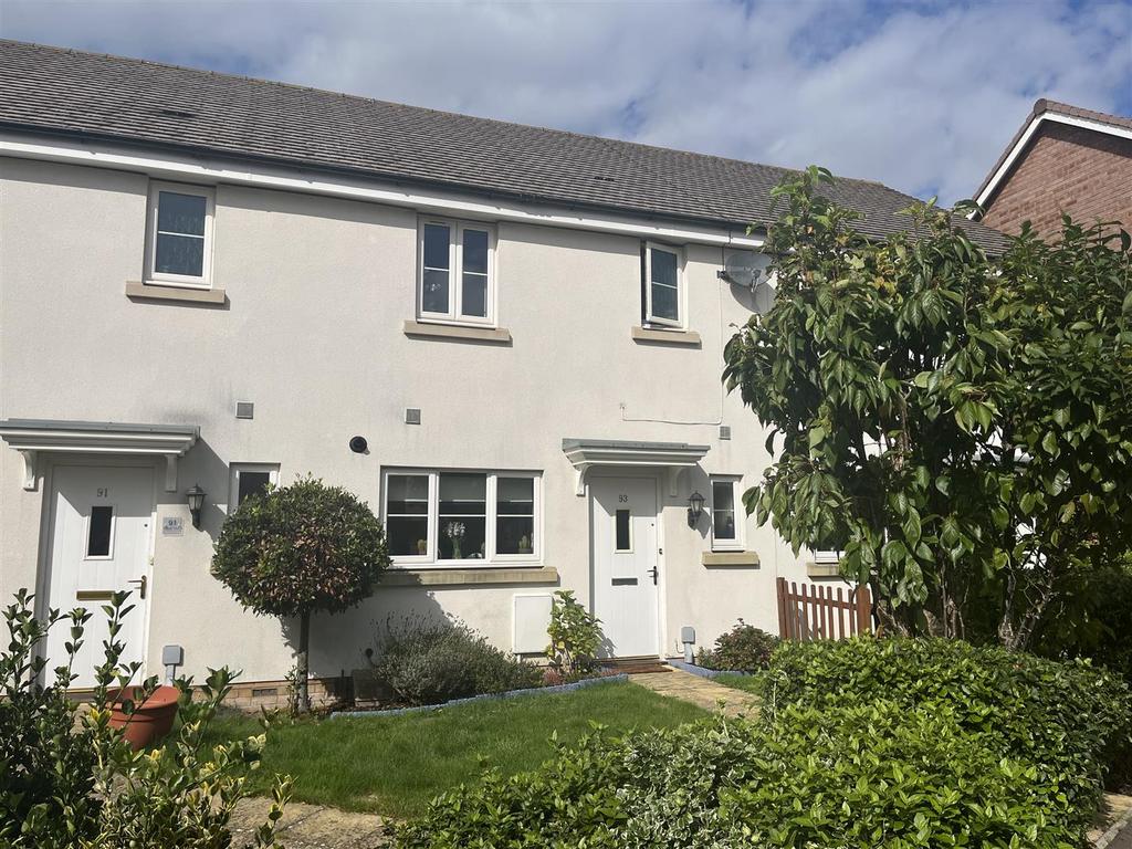 Dakota Drive, Calne 3 bed terraced house for sale £259,000