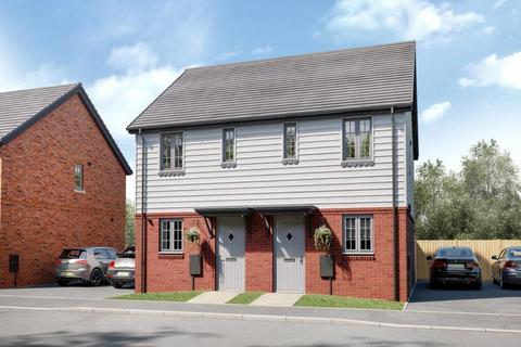 2 bedroom semi-detached house for sale - De Vere Grove, Halstead Road, Earls Colne, Colchester, CO6
