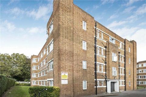 17 Warwick Gardens, Thornton Heath, CR7 7NA