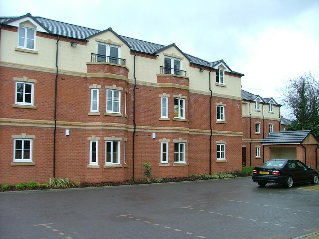 RICHES ST, WOLVERHAMPTON WV6 2 bed apartment £675 pcm (£156 pw)