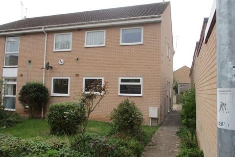 2 bedroom flat to rent, Woodfield Close, Exmouth