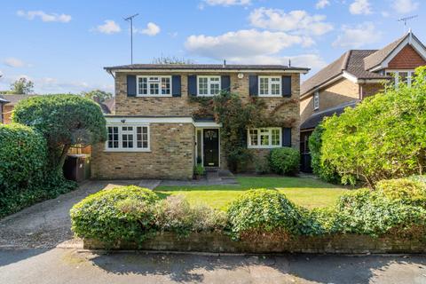 1a Woodlands Road, Bushey, WD23 2LS