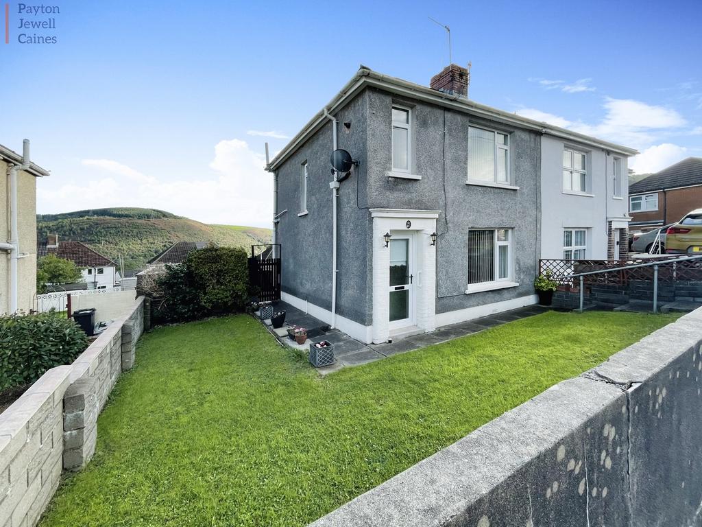 Brynglas Avenue, Cwmavon, Port Talbot, Neath Port Talbot. SA12 9LF 2 bed semidetached house for