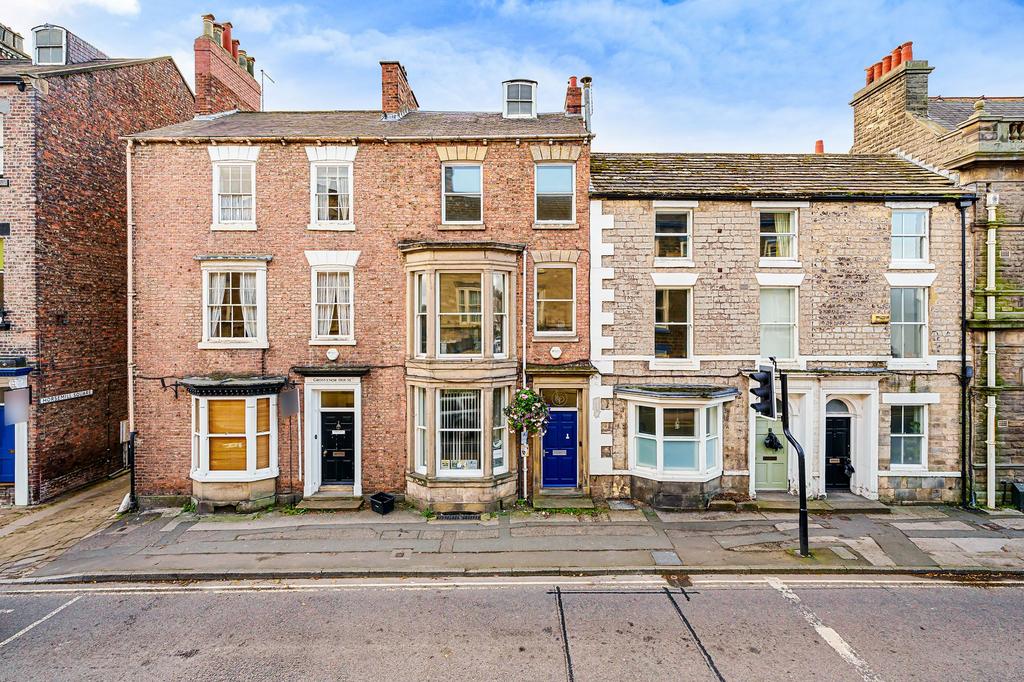 York Place, Knaresborough, HG5 5 bed terraced house for sale £350,000