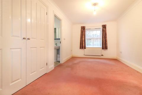 9 Bromfield Place, Fleet, GU51 1EU