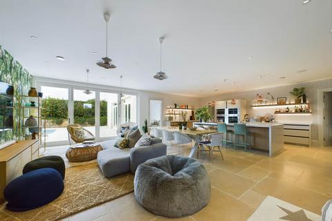 11 bedroom detached house for sale, Rue De Haut, St Brelade