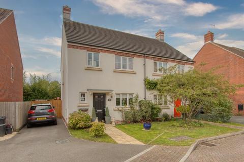 84 Grove Gate, Staplegrove, Taunton, TA2 6DF