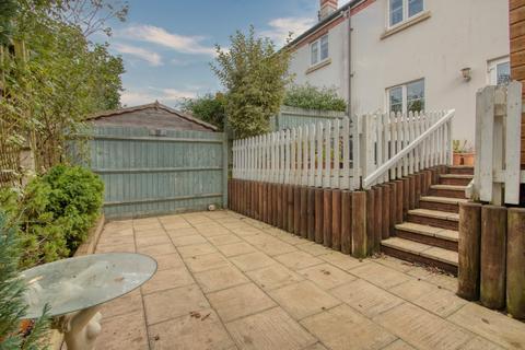 84 Grove Gate, Staplegrove, Taunton, TA2 6DF