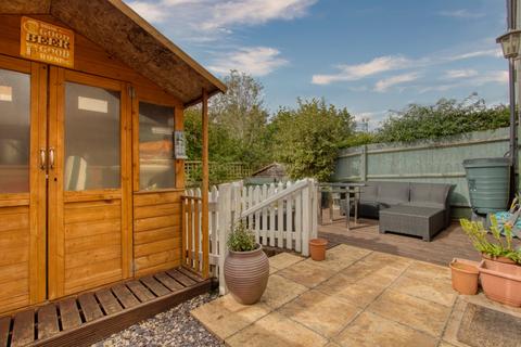 84 Grove Gate, Staplegrove, Taunton, TA2 6DF