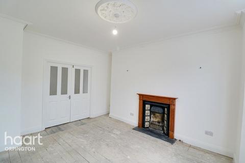 28 Derry Downs, St Mary Cray, Orpington, BR5 4DU