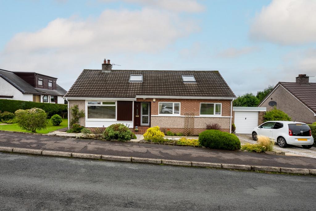 Finnart Crescent, Gourock, PA19 3 bed detached house for sale £300,000
