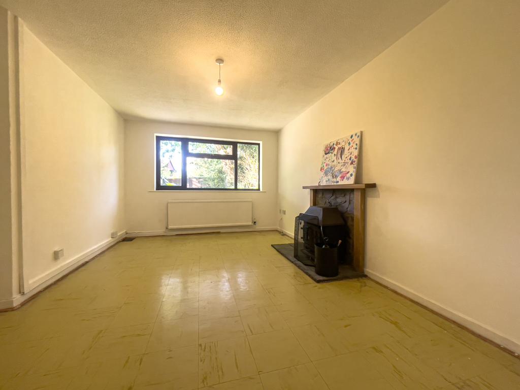 20 Withybrook Close - Living room