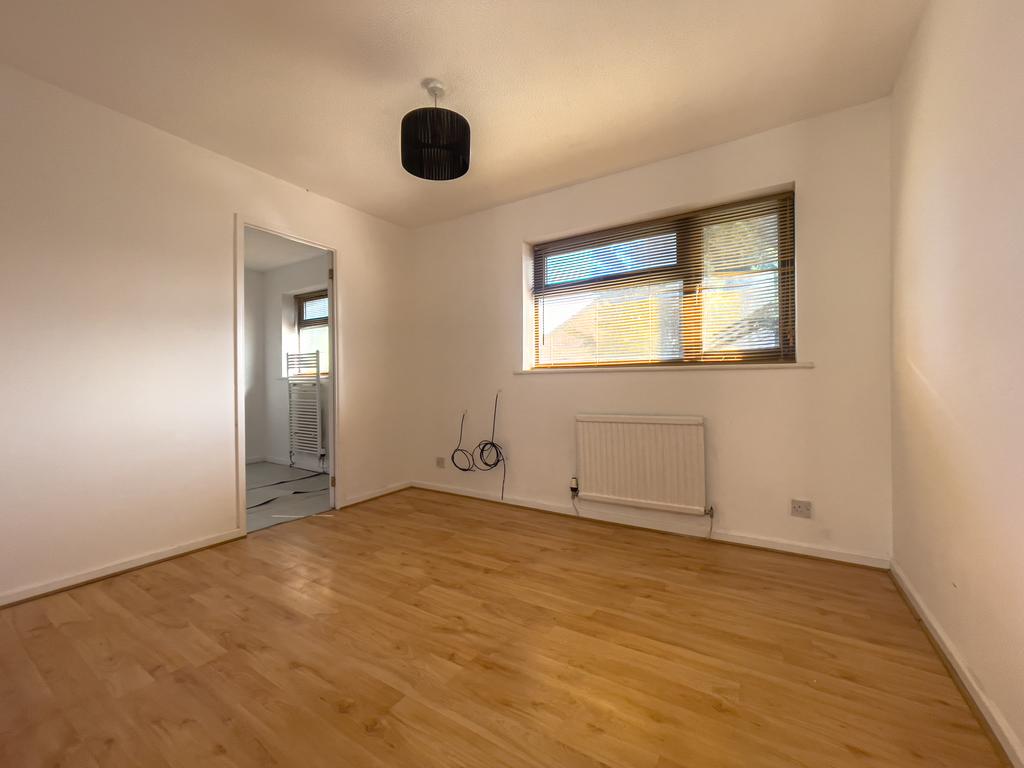 20 Withybrook Close - Bed 1