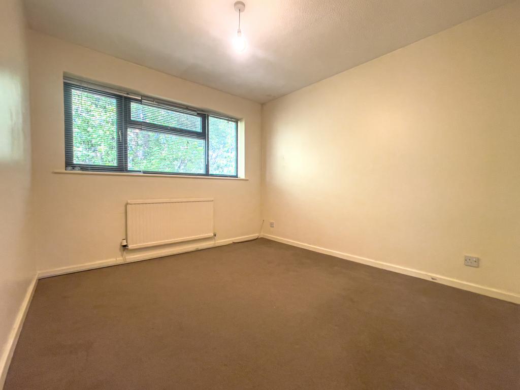 20 Withybrook Close - Bed 3