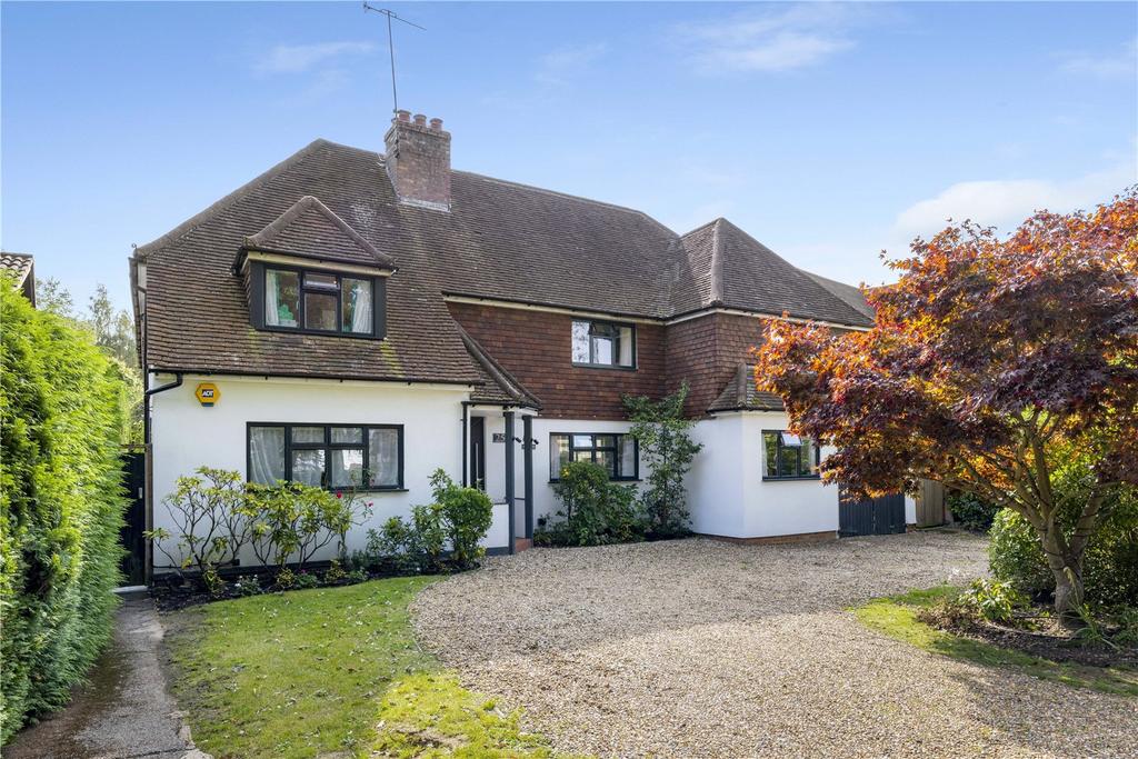 Drakes Close, Esher, KT10 5 bed detached house for sale - £1,800,000