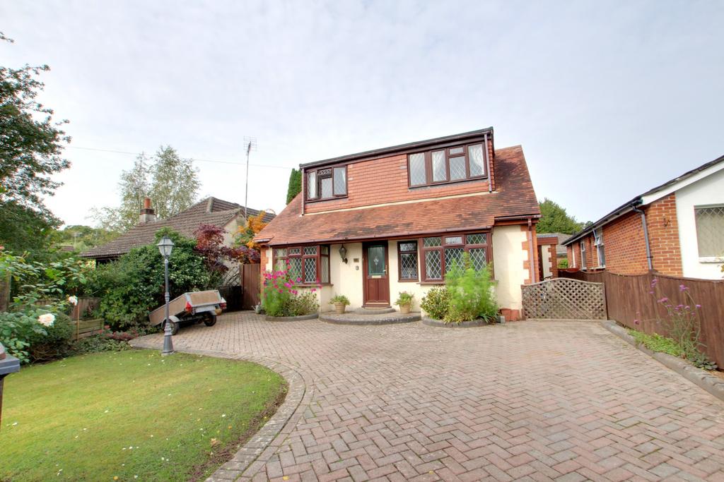Cowplain, Waterlooville 3 bed detached house for sale £385,000