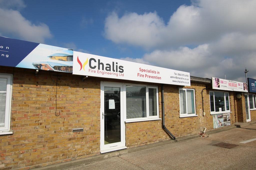 Unit 9 Cobb's Quay Marina, Woodlands Avenue, Hamworthy, Poole, BH15 4EL