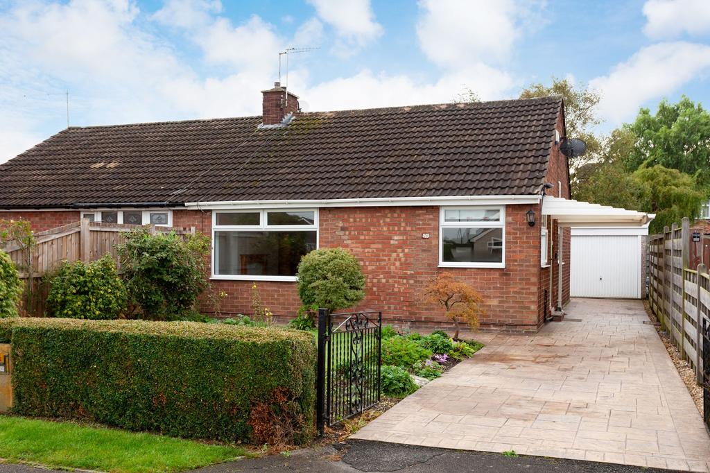 Westholme Drive, York, YO30 2 bed semidetached bungalow for sale £