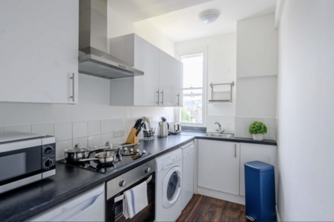 2 bedroom apartment to rent, Hill Street, London W1J