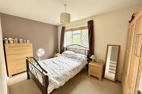 1 The Wheatbutts, Eton Wick, Windsor, SL4 6JH