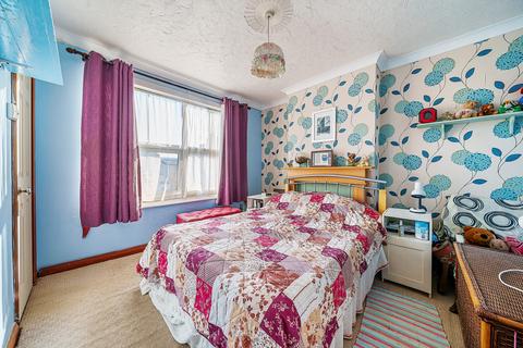 2 Anchor Road, Clacton-on-sea, CO15 1HP