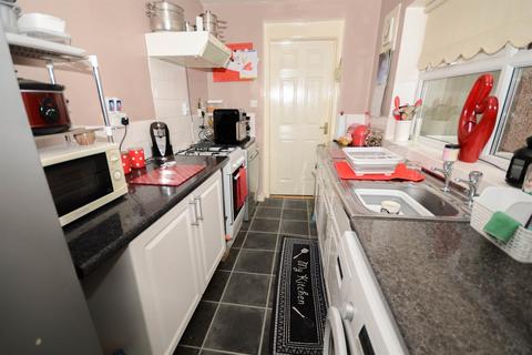 2 bedroom flat for sale - Reading Road, South Shields