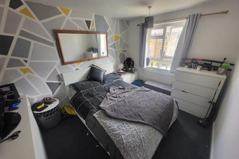 3 bedroom apartment for sale - 19 Gordon Row, Weymouth, Dorset, DT4 8LL