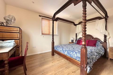 2 bedroom barn to rent - The Street Ashford TN26