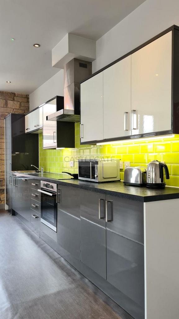 Flat 4, Dundas Works, 15-17 Dundas Street, Hudders