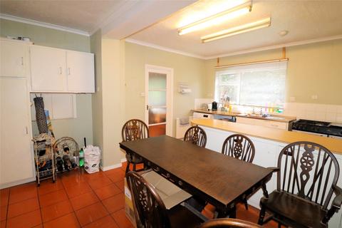100 Bexley Road, Erith, DA8 3SP