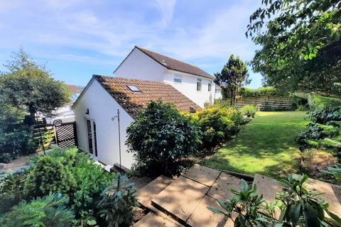 3 bedroom detached house for sale, Honey Ditches Drive, Seaton
