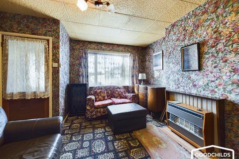 60 Kirkstall Crescent, Walsall, WS3 2SR
