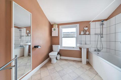 109c Tressillian Road, London, SE4 1XZ