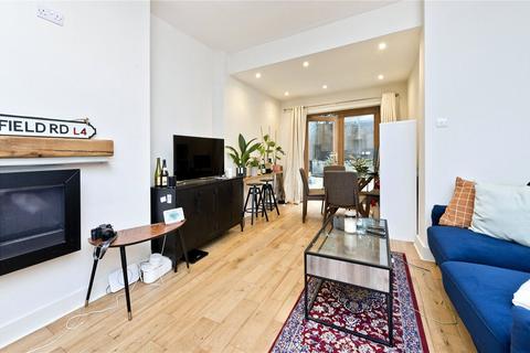 2 bedroom apartment to rent, Bolingbroke Road, London, W14