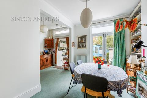 30 Harrow View Road, London, W5 1LZ