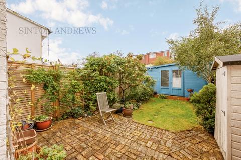 30 Harrow View Road, London, W5 1LZ