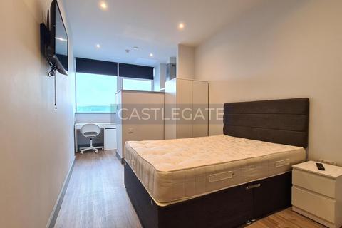 Studio to rent, Renaissance Works, New Street, Huddersfield, HD1 2AS